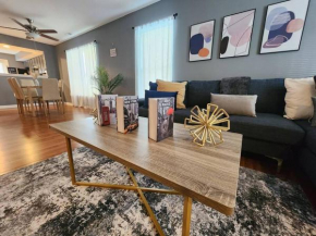 The Grey Escape-Close to Beach Waterpark & Casinos
